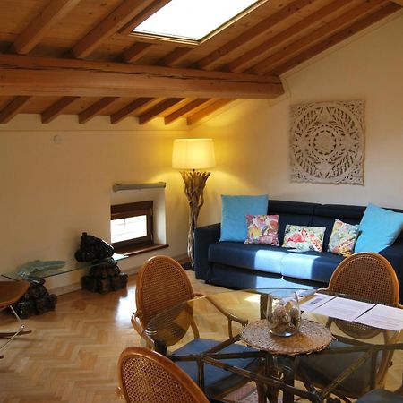 Attic 1 Centro Storico Peschiera del Garda Exterior foto